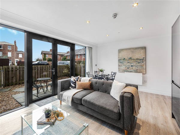 Eastgate Suite, 