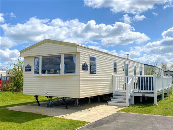 Eighty in Tattershall Lakes, Lincolnshire