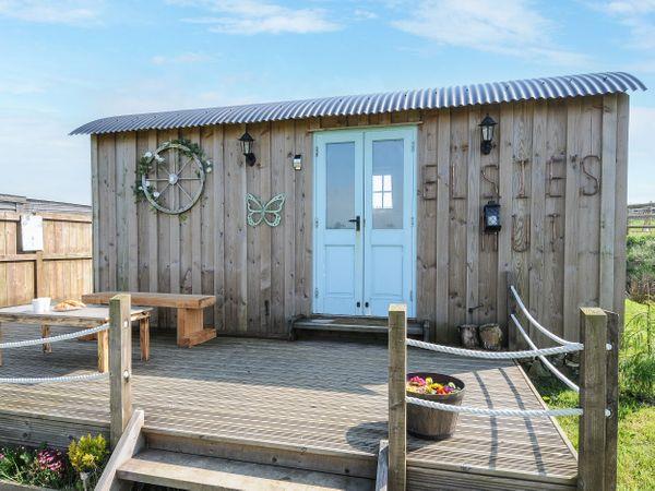 Elsie's Hut - Cornwall