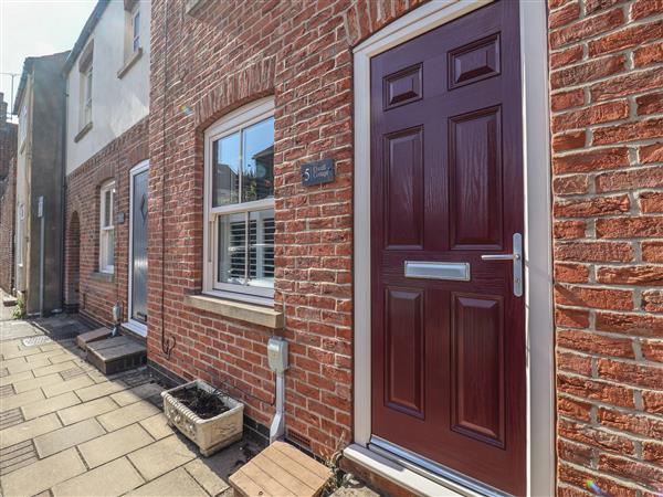 Elwell Cottage in Beverley, North Humberside