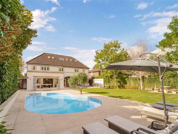 Emerson Park Villa in Essex