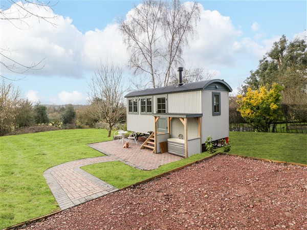 Evendine Hut @ Evendine Cottage in Herefordshire
