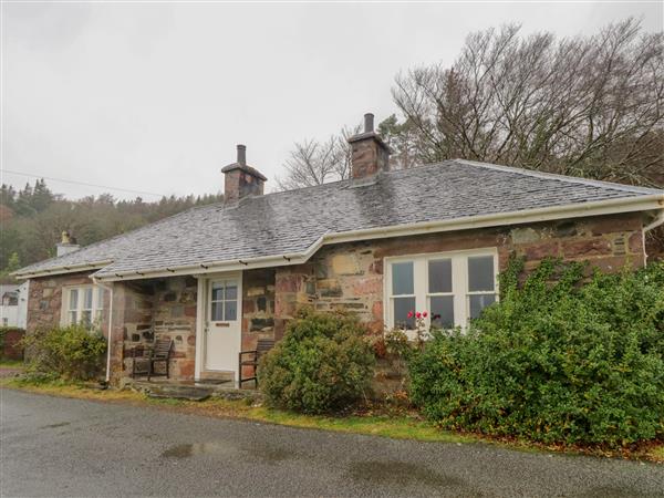 Ferry Cottage in Balmacara near Kyle Of Lochalsh, Ross-Shire