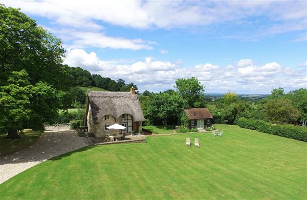 Field Cottage and Garden Room in Worcestershire