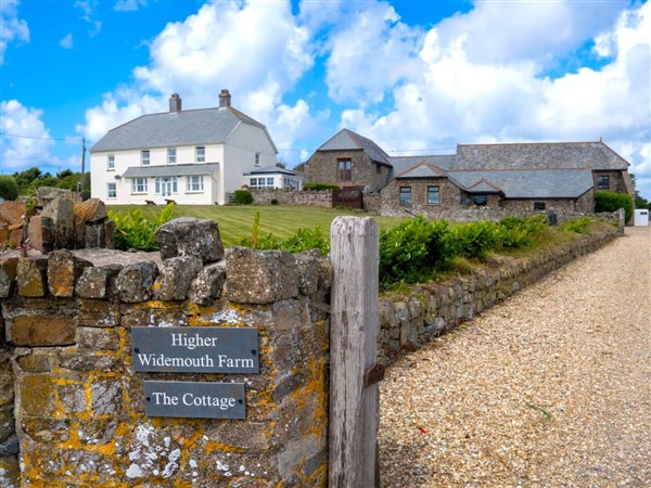 Fields Bay, Widemouth Bay