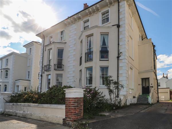 Flat 4 in Hove, East Sussex