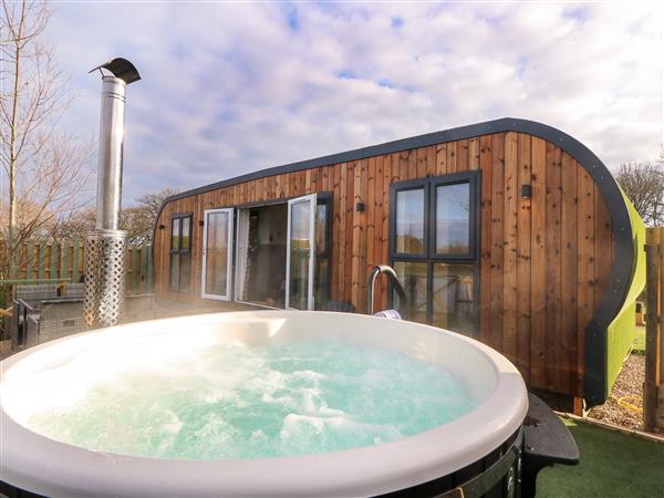 Four Lakes Retreat - In Two in Isle of Wight