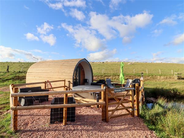 Gander Pod in Clifton Upon Teme, Worcestershire