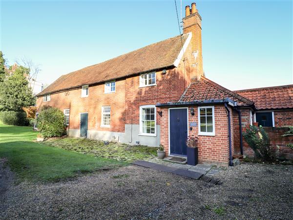 Gardener's Cottage in Suffolk
