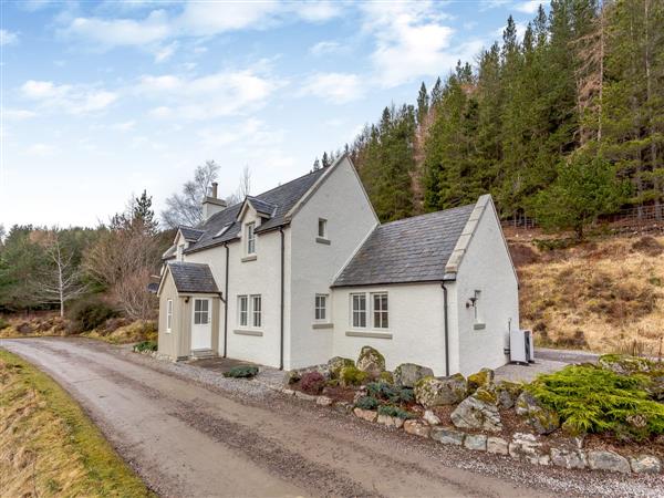 Gate Lodge in Strathconon, Ross-Shire