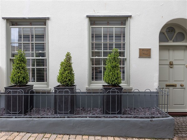 George House, 