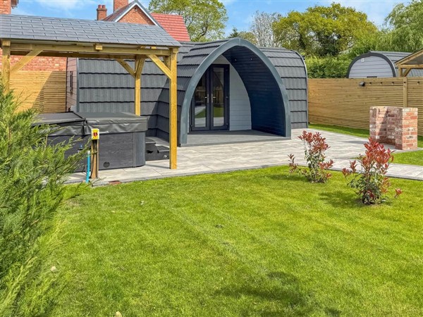 Glamping Pod 1 in Cheshire