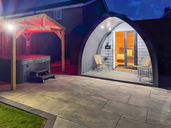 Glamping Pod 2 in Cheshire