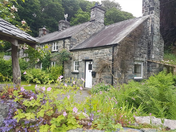 Glandwr Cottage, 