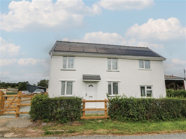 Glandwr House in Powys