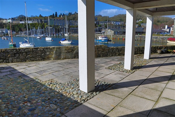 Glaslyn Harbour Views, 