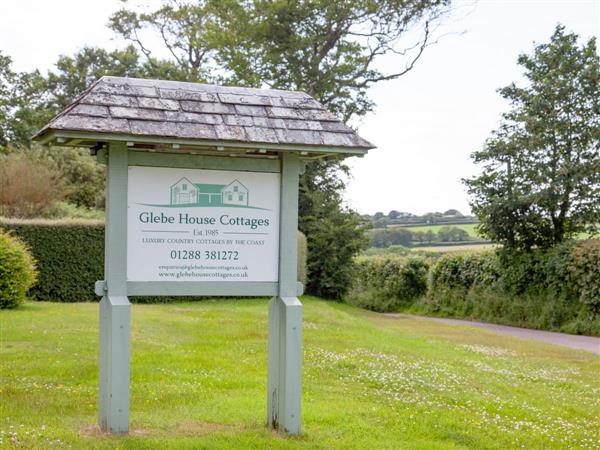 Glebe House Cottages - Gamekeepers Cottage in Bridgerule, near Bude, Devon