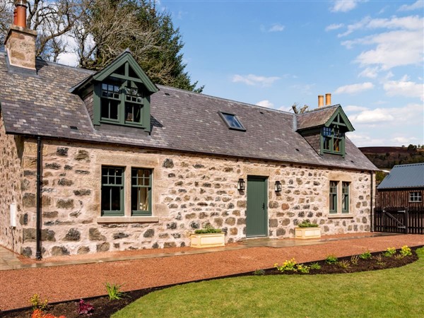 Glenkindie Estate Holiday Cottages - Dalgrassick in Aberdeenshire