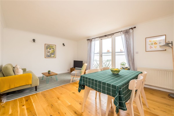 Gloucester Duplex, London