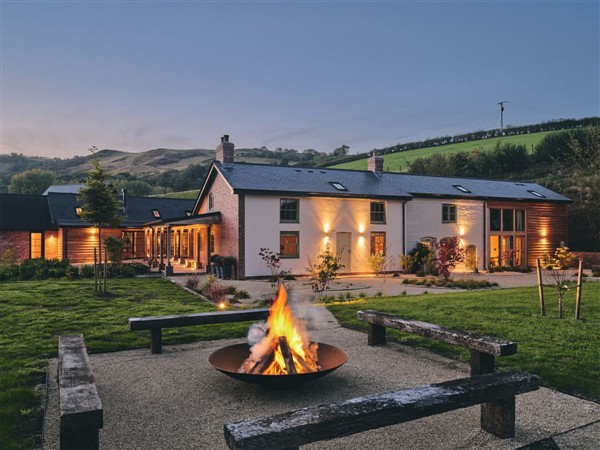 Goldhollow Retreat in Powys