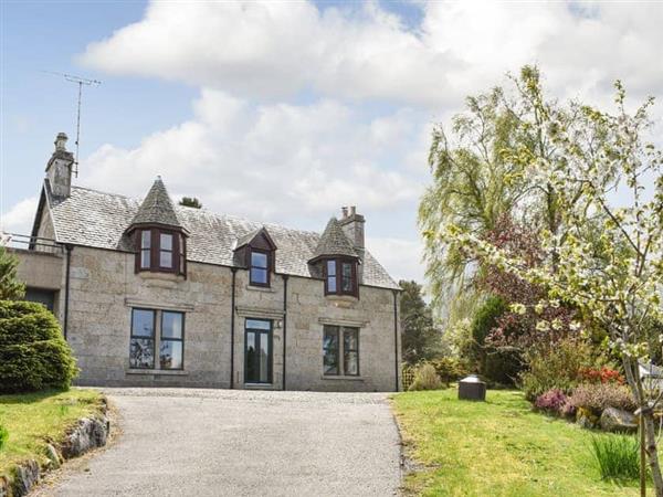 Granite Cottages : Lower Granite Cottage in Inverness-Shire
