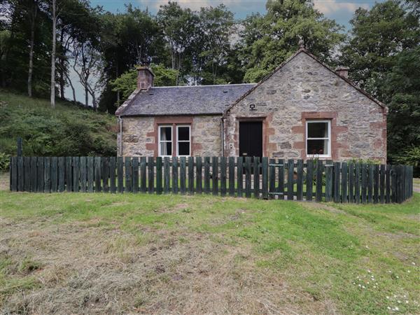 Gunroom Cottage in Ross-Shire