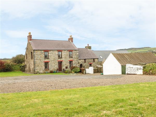 Gwryd Bach Farmhouse in Dyfed