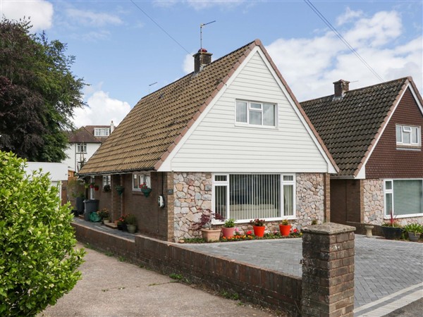 Halsdon Avenue, 
