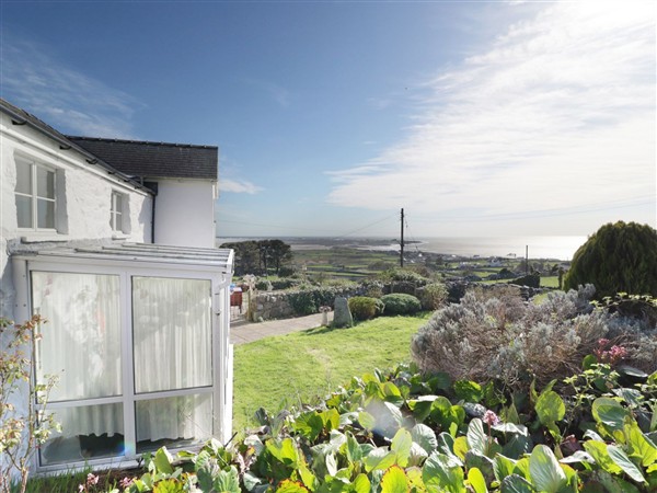 Happy Landing - Gwynedd