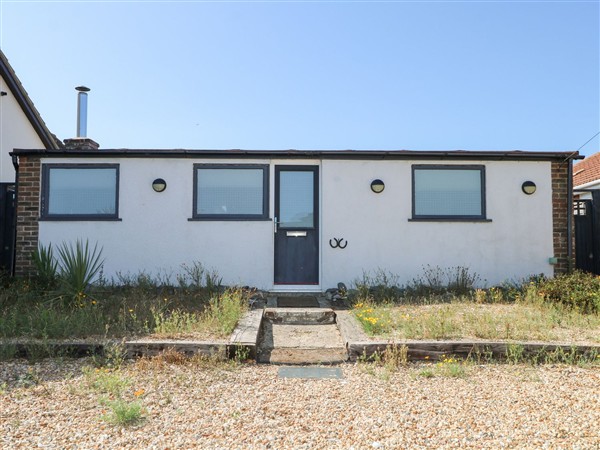 Harbour Road Quirky Beach Railway Carriages - West Sussex