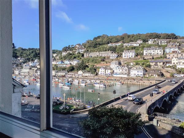 Harbour View Apartment in Looe, Cornwall