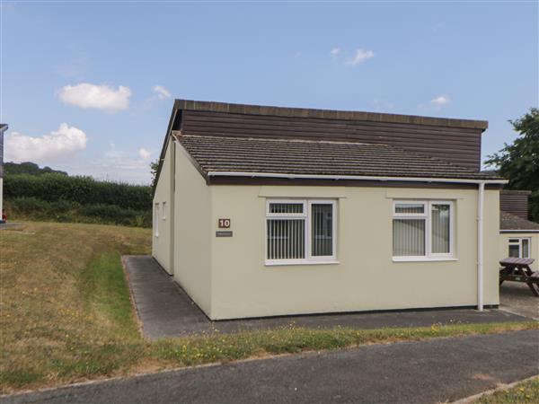 Harcombe House Bungalow 10 in Chudleigh, Devon