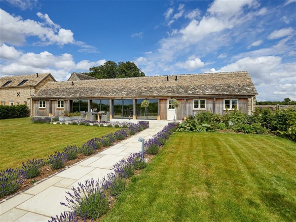 Harvest Barn in Gloucestershire