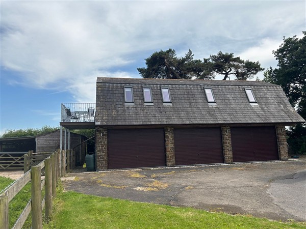 Hayes Lodge Coach House, 