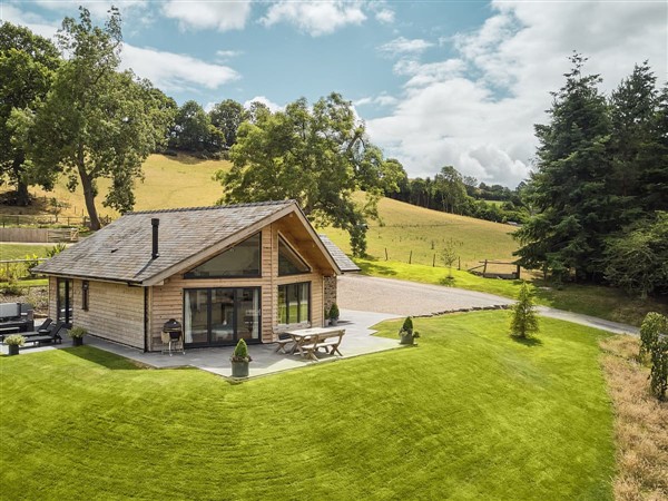 Hearth Retreat in Powys