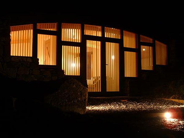 Hebridean Earth House in Isle Of South Uist