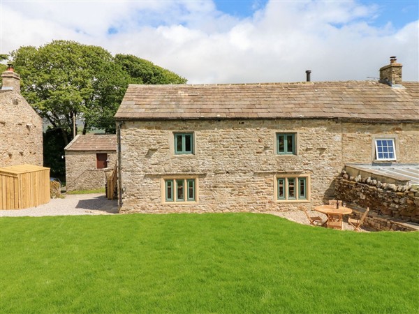 High Meadow Barn, 