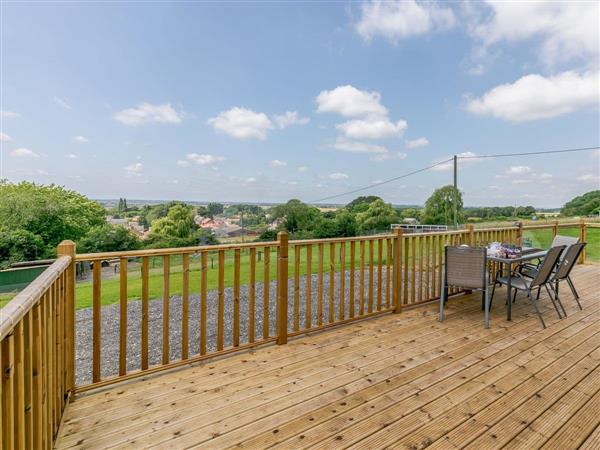 Hill Crest Lodges- Hill Crest Lodge 2 in Hemswell, near Market Rasen, Lincolnshire