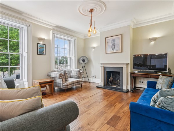 Hill Rise Cottage in Surrey