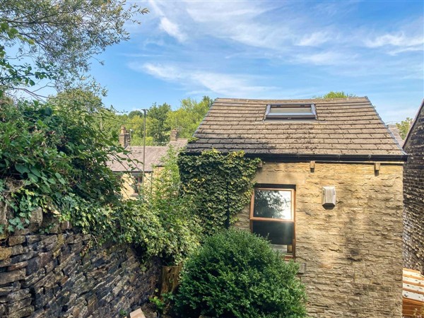 Hillside Cottage in Derbyshire