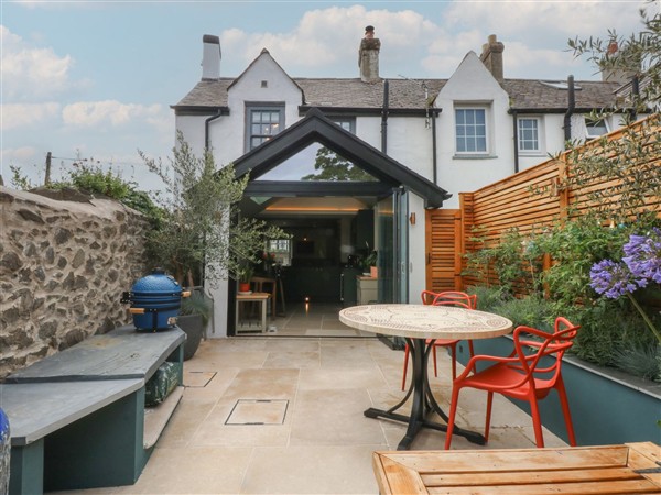 Hilltop Cottage in Gwynedd