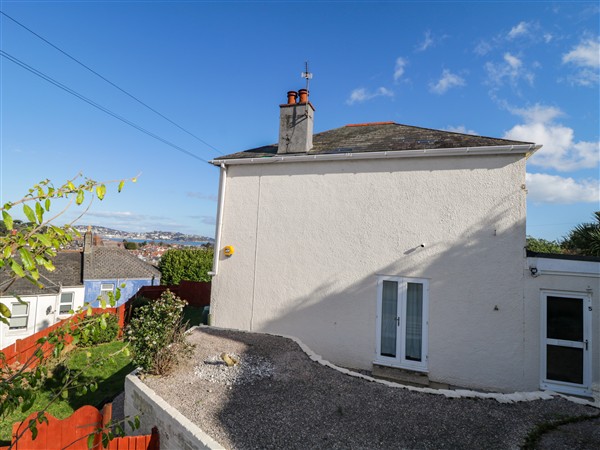 Hilltop Cottage in Paignton, Devon