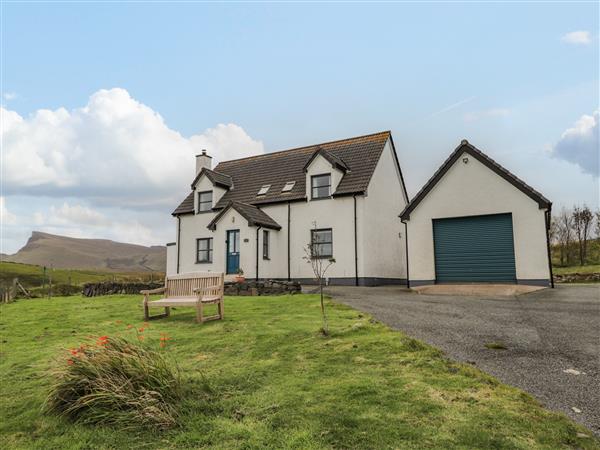 Hilltop House in Isle Of Skye