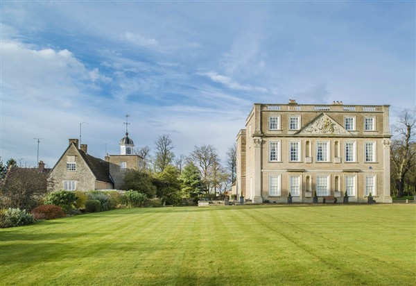 Hinwick House, Wellingborough