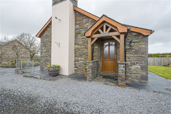 Hirwaun Cottage - Dyfed