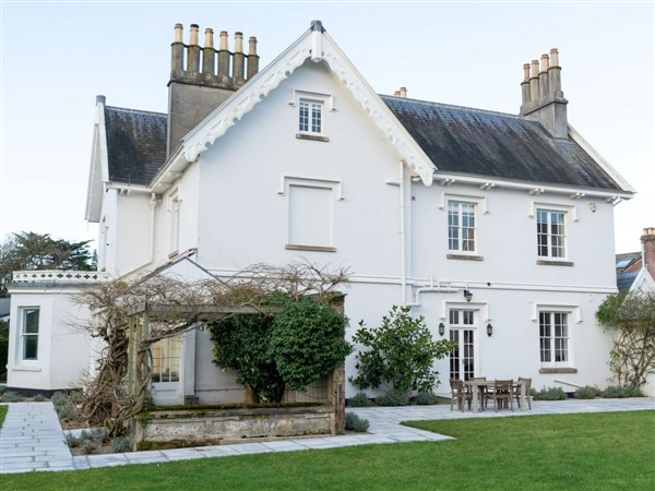 Hollowmere Cottage in Devon