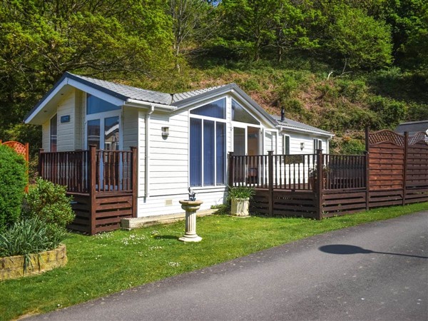 Holly Lodge in Hele Bay, Devon