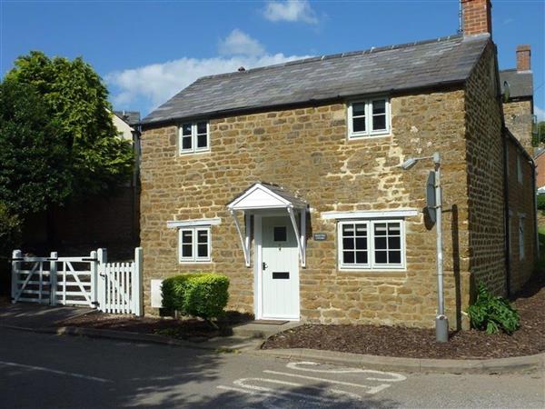 Hollytree Cottage in Hook Norton, Oxfordshire