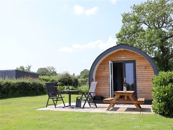 Honeypot Hideaways - Acacia, 