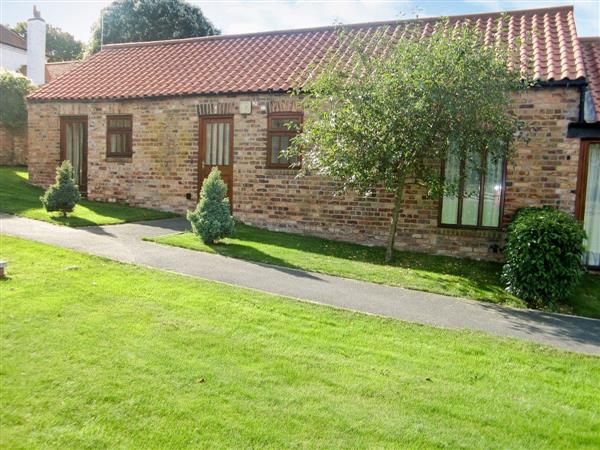 Hutton Cottage in Muston, Filey, North Yorkshire